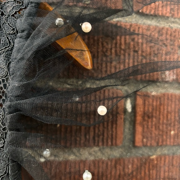 Black lace blouse with mesh sleeves pearl embellishment - Picture 3 of 7